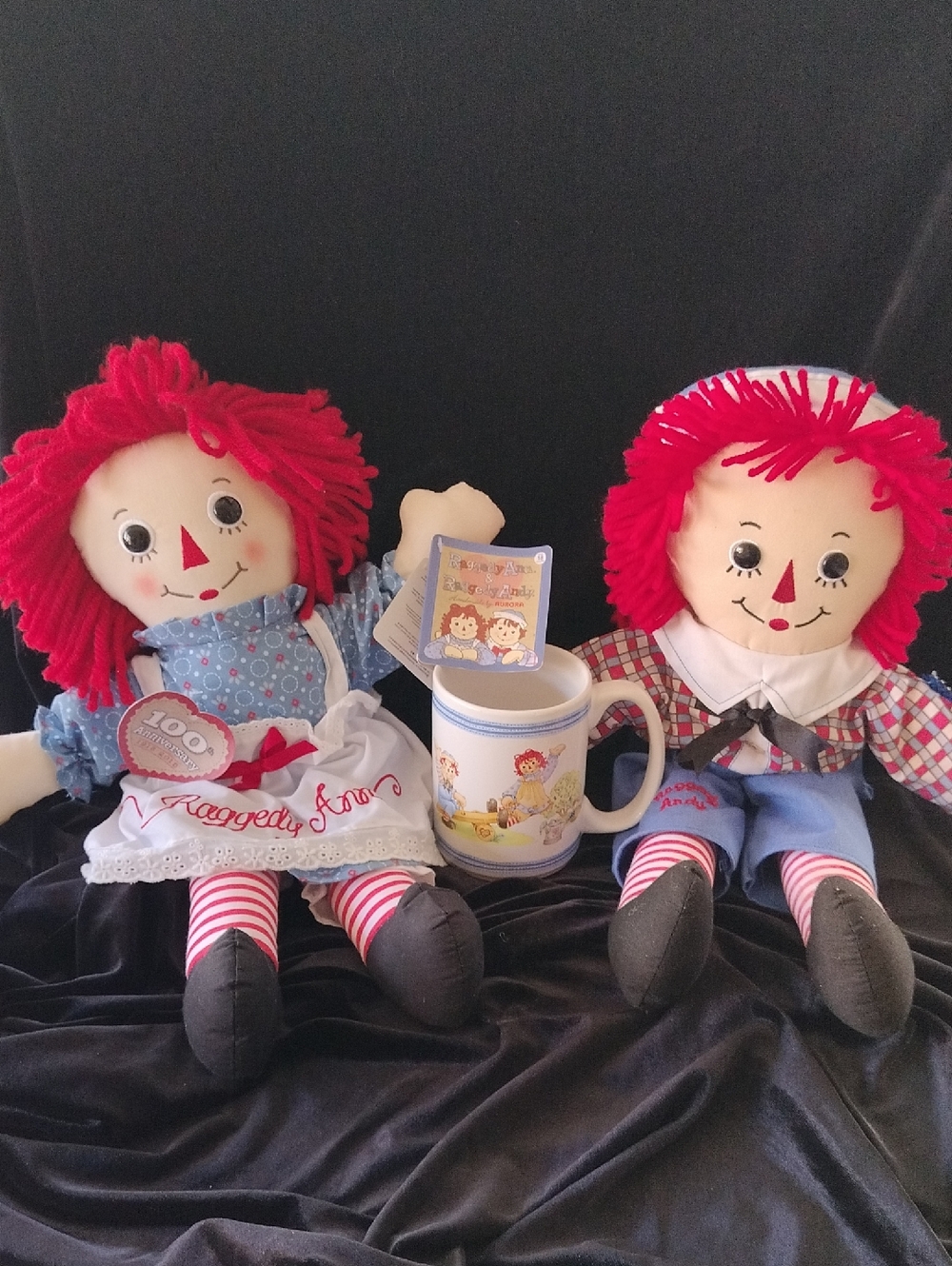 Aurora Raggedy Ann and Raggedy Andy classic stuffed doll set. With Coffee Mug.